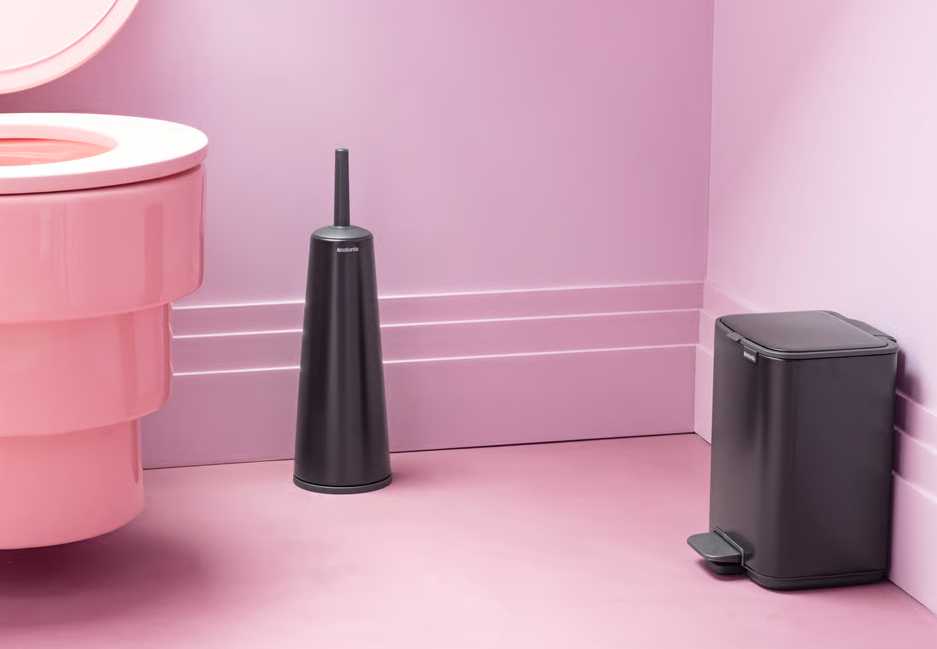 Бак для сміття Brabantia Bo Pedal Bin, об'єм 4 л, чорний матовий