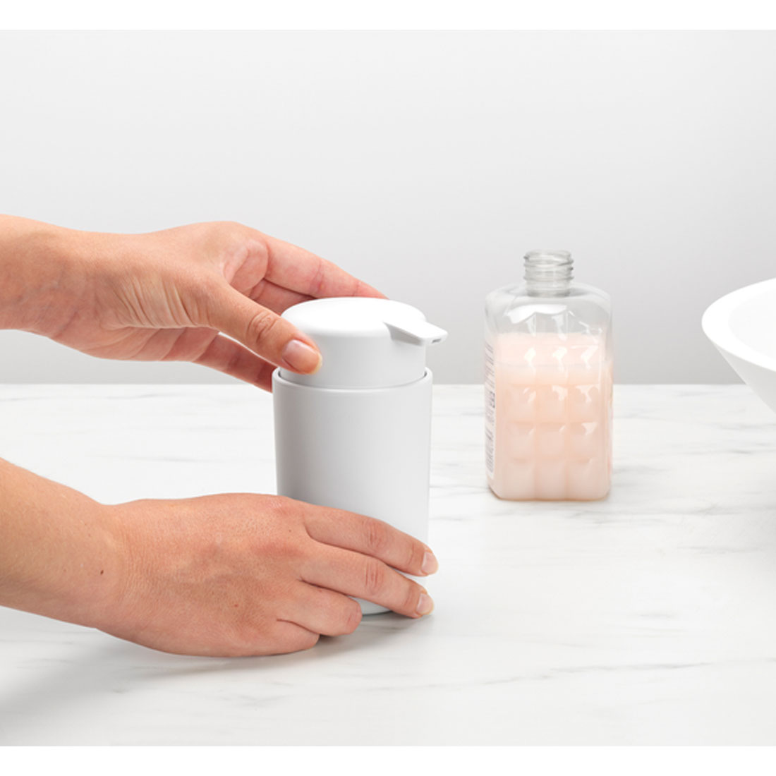 product image - 4 - nav