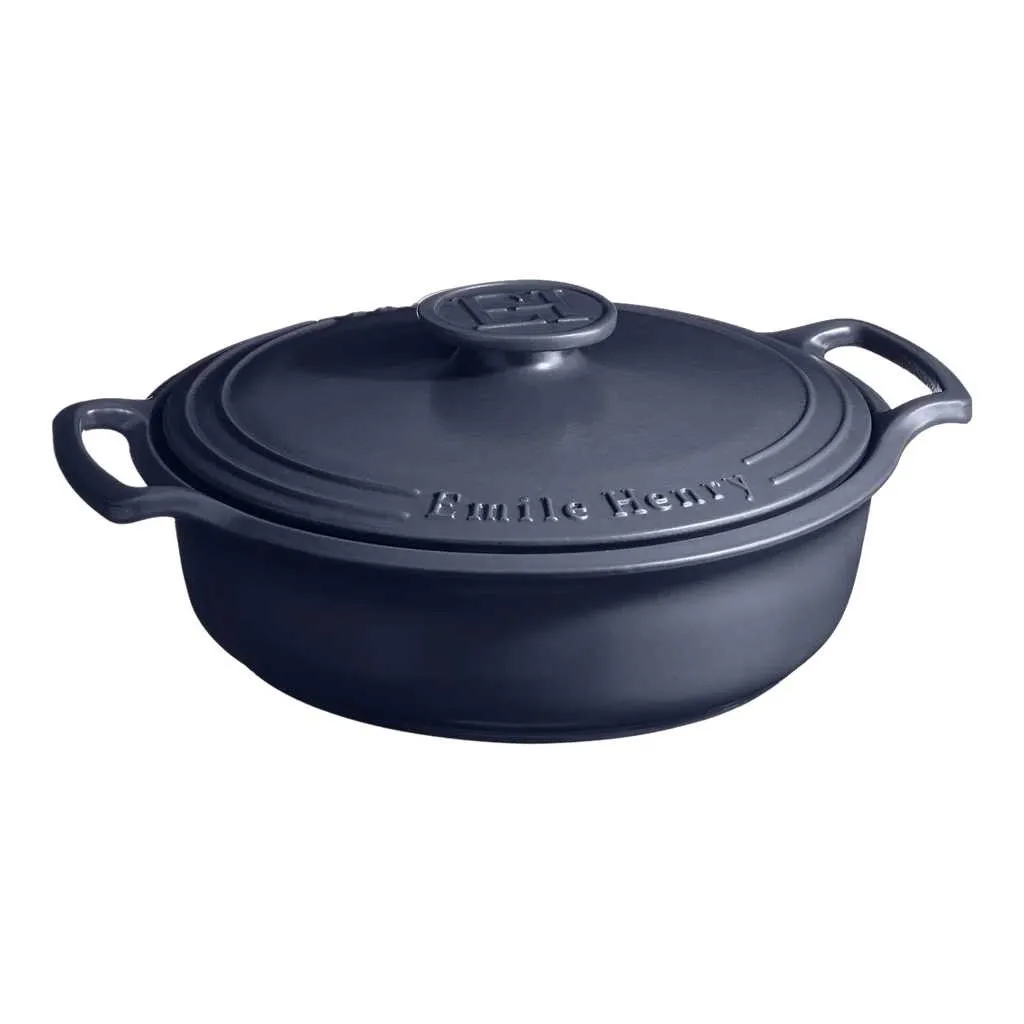 product image - Каструля з кришкою низька Emile Henry SUBLIME, об'єм 3,2 л, темно-синій