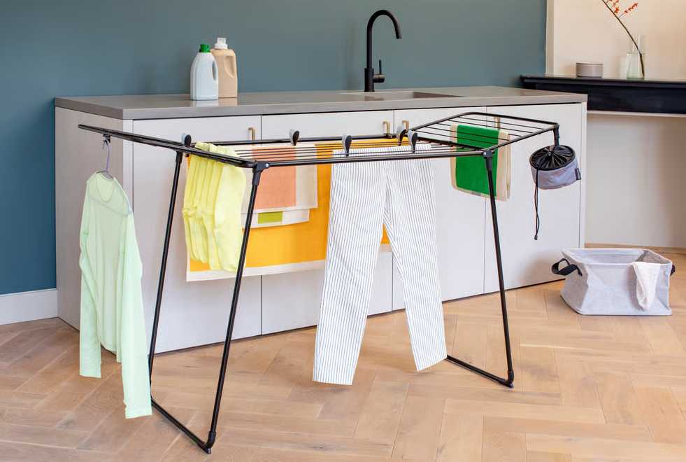 product image - 4 - nav