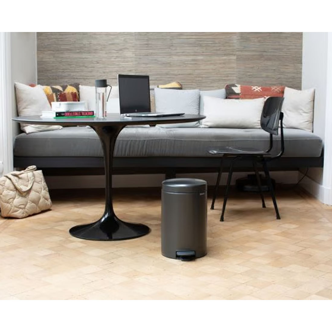 product image - 4 - nav