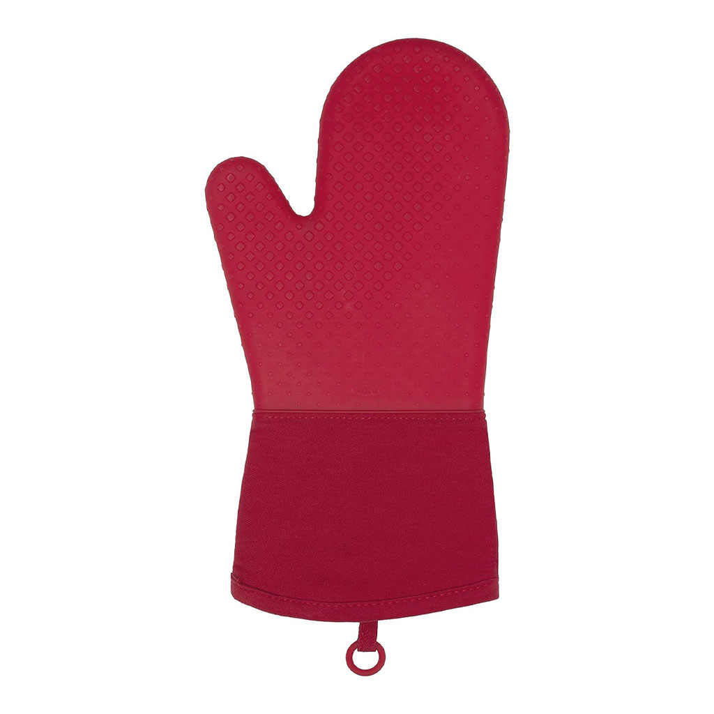 product image - Варежка-прихватка силиконовая OXO GOOD GRIPS, 34,8x17,8 см, красный