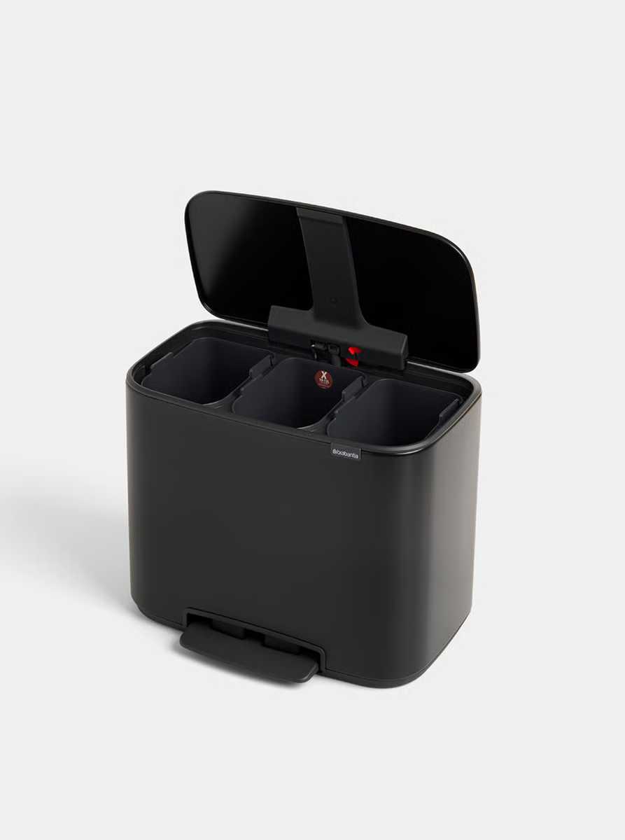 Бак для сміття Brabantia Bo Pedal Bin, об'єм 3 х 11 л, чорний матовий