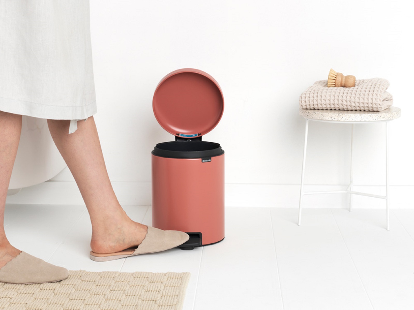 product image - 2 - main
