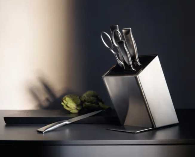 product image - 4 - nav