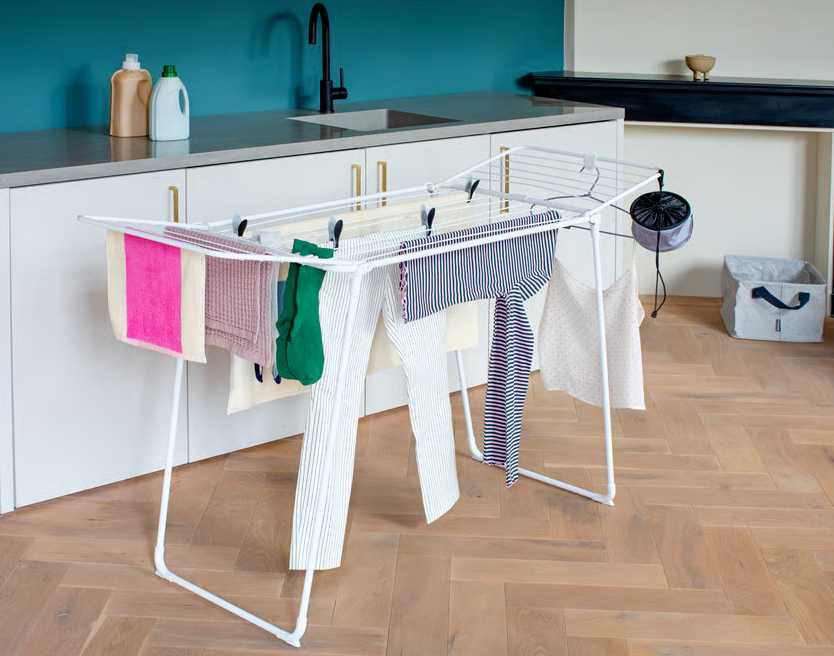 product image - 3 - nav