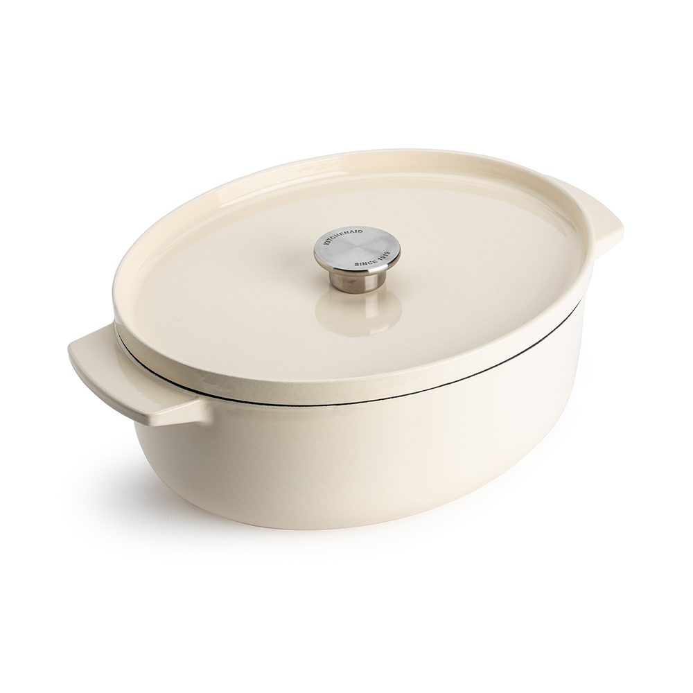 product image - Гусятница чугунная с крышкой KitchenAid, объем 5,6 л, миндальный крем