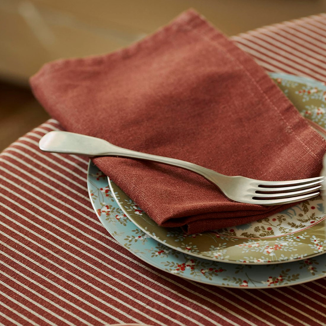 product image - 4 - main