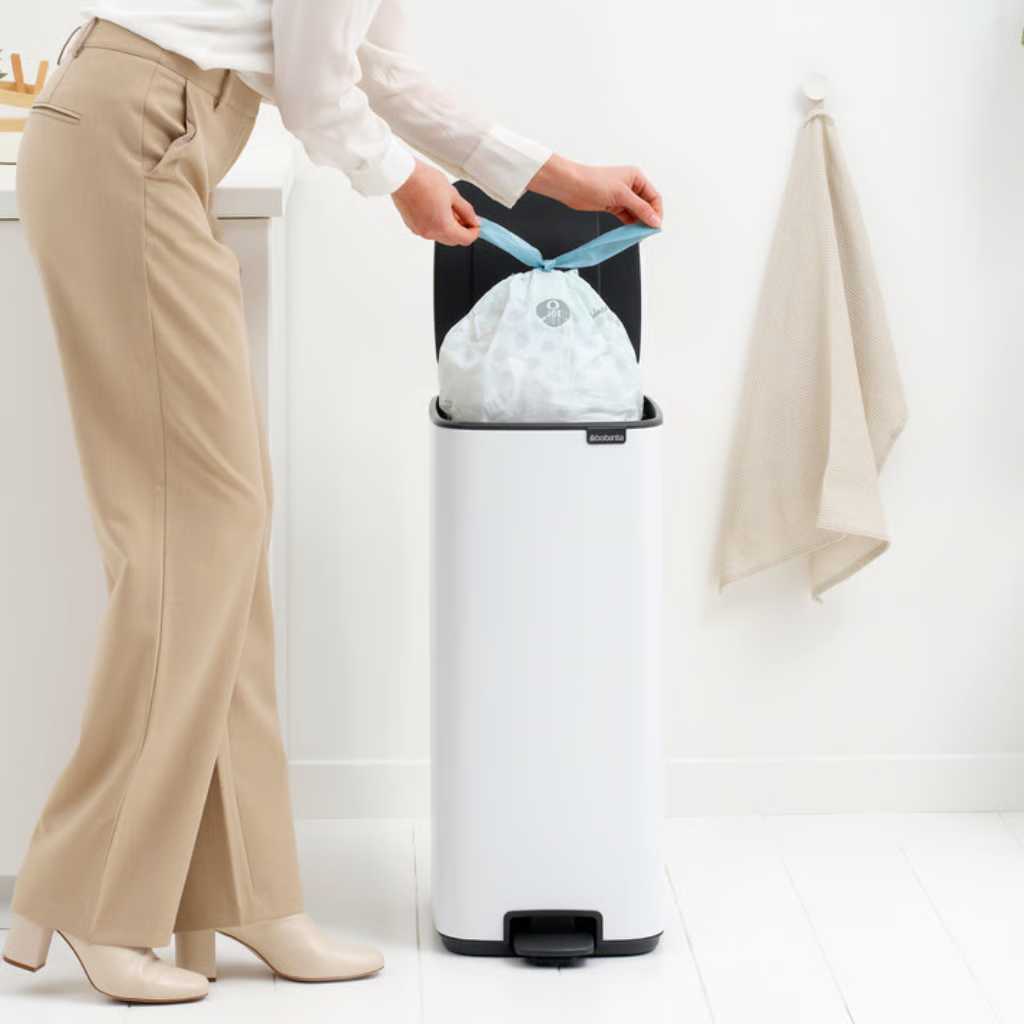 Бак для сміття Brabantia Bo Pedal Bin, об'єм 30 л, білий