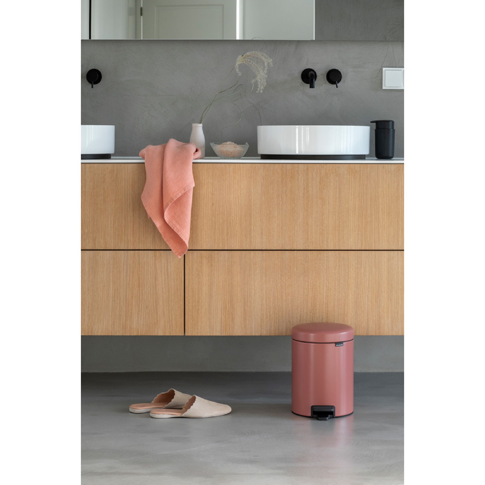 product image - 12 - main