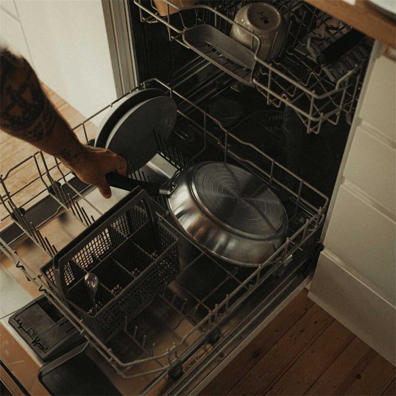 product image - 11 - nav