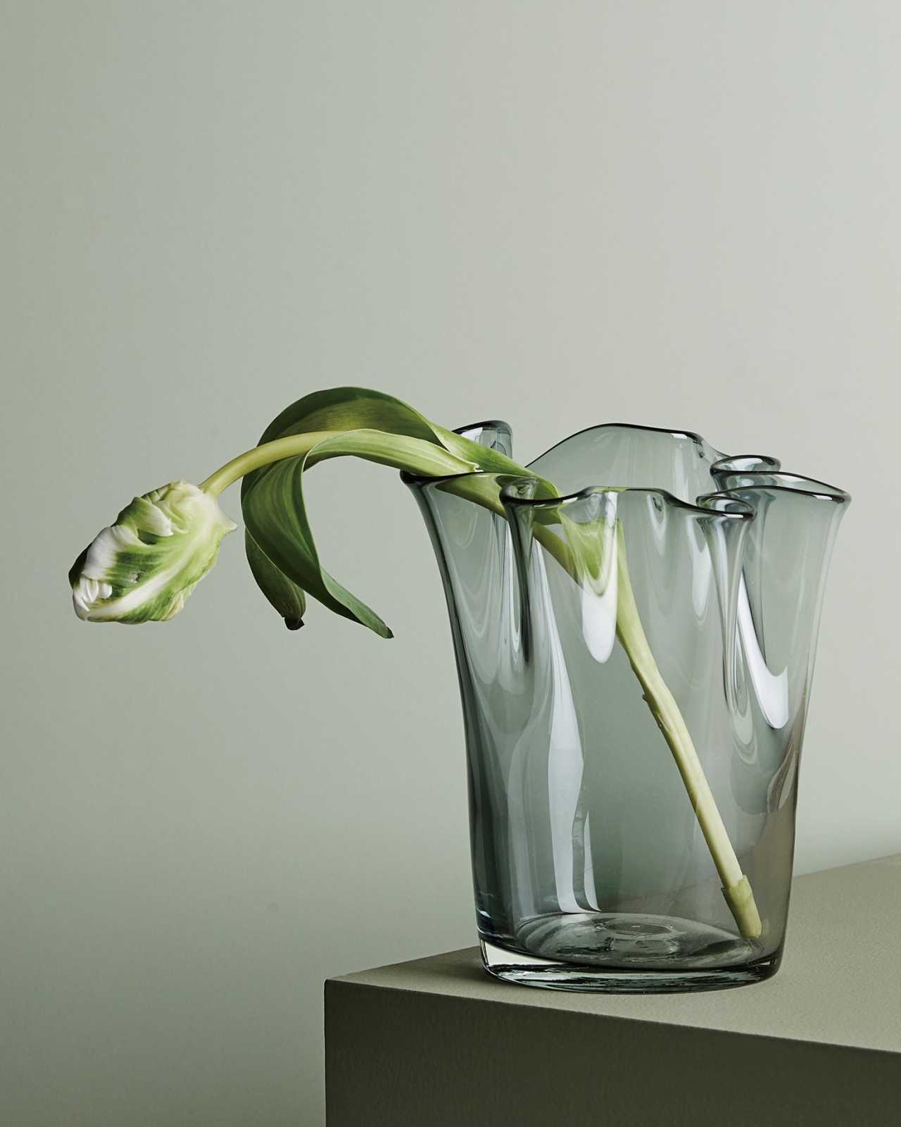 product image - 2 - nav