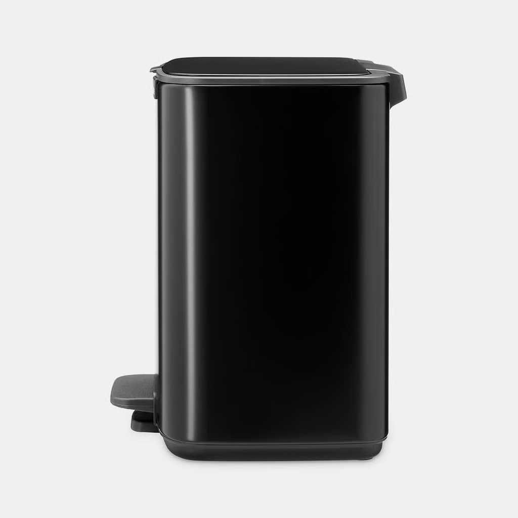 Бак для сміття Brabantia Bo Pedal Bin, об'єм 7 л, чорний матовий