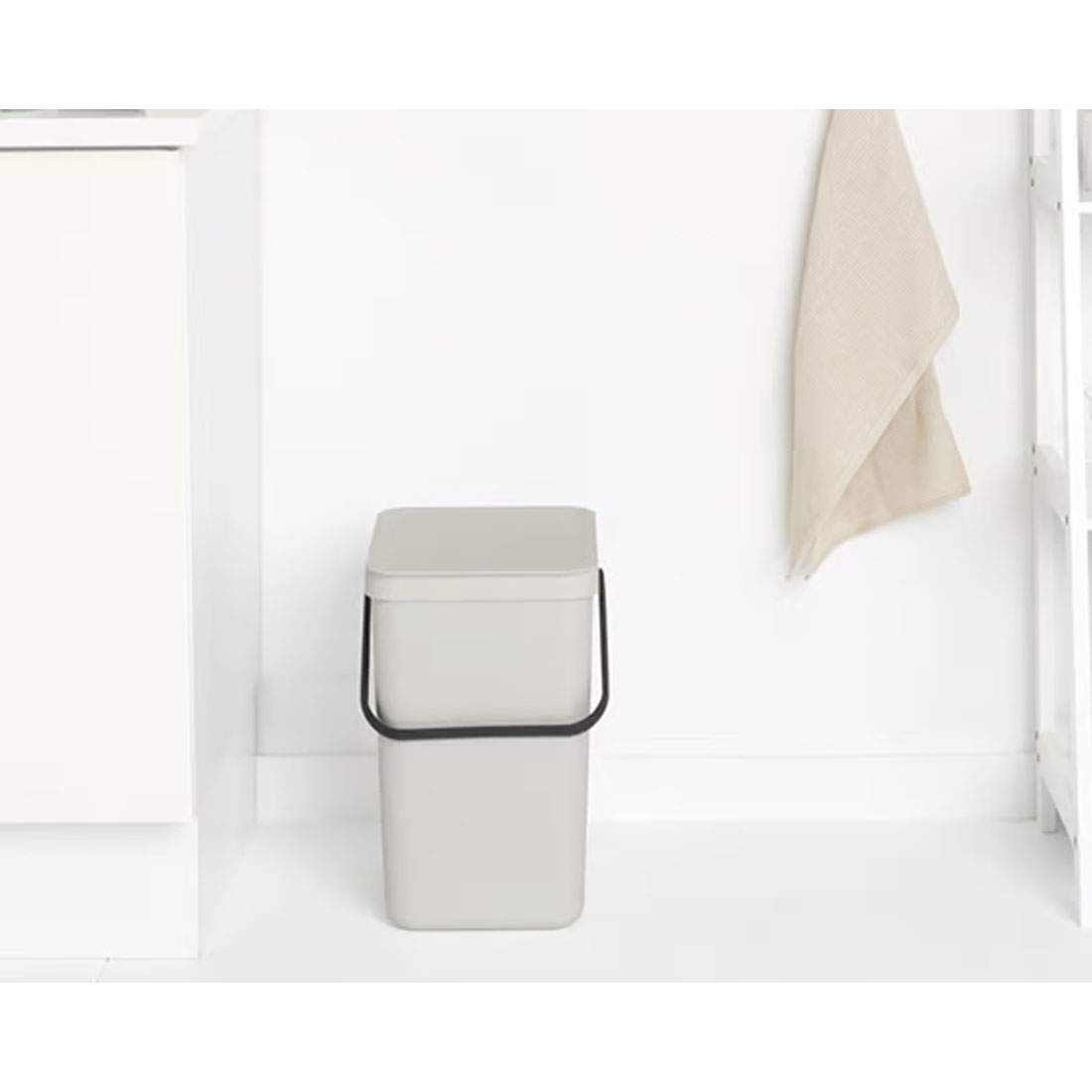 product image - 4 - nav