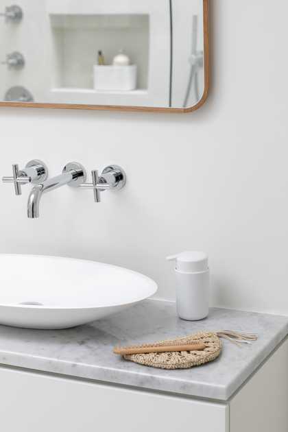 product image - 3 - nav