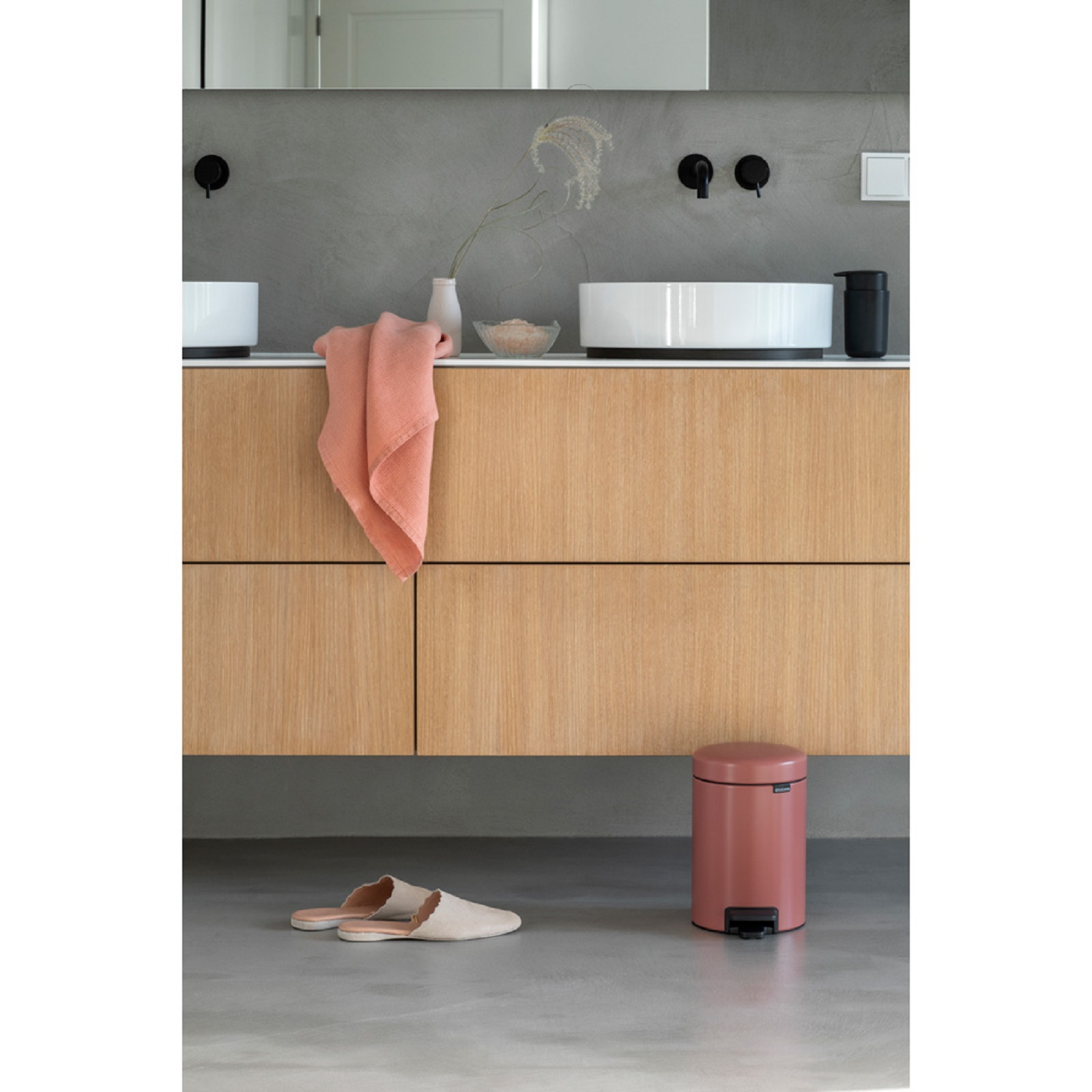 product image - 7 - main