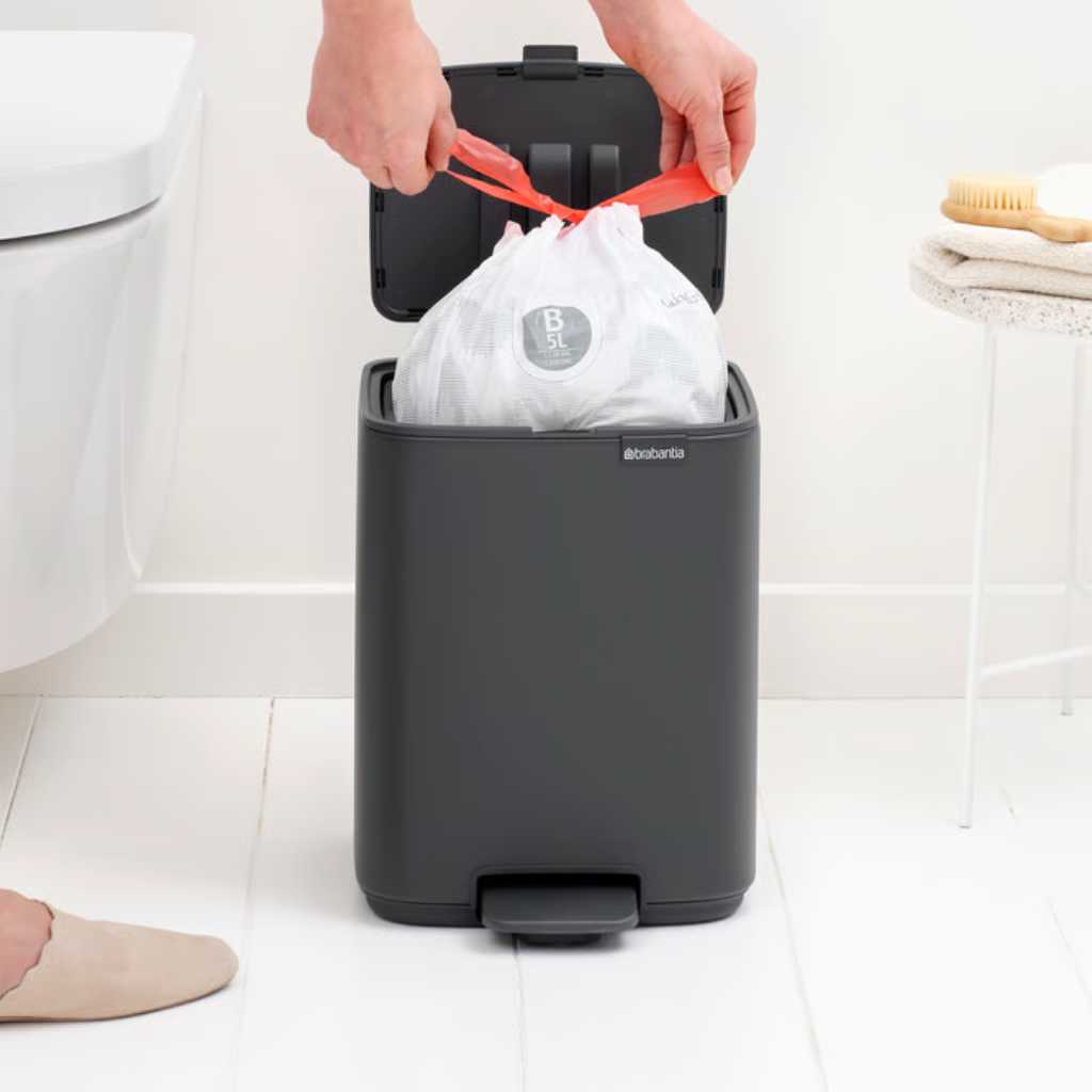 Бак для сміття Brabantia Bo Pedal Bin, об'єм 7 л, темно-сірий