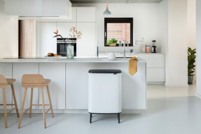 Бак для сміття Brabantia BO WASTE BIN HI, об'єм 60 л, білий
