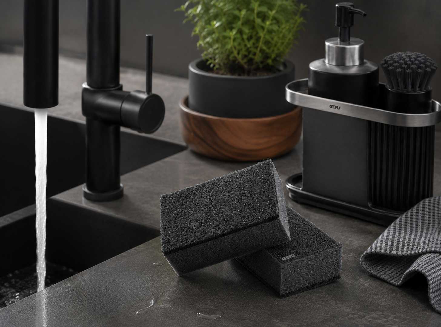 product image - 4 - main