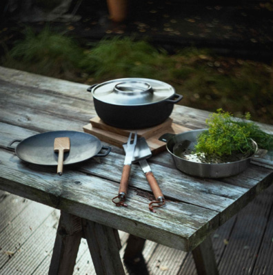 Сковорода-садж чавунна Fiskars Norden Grill, діаметр 30 см, чорний