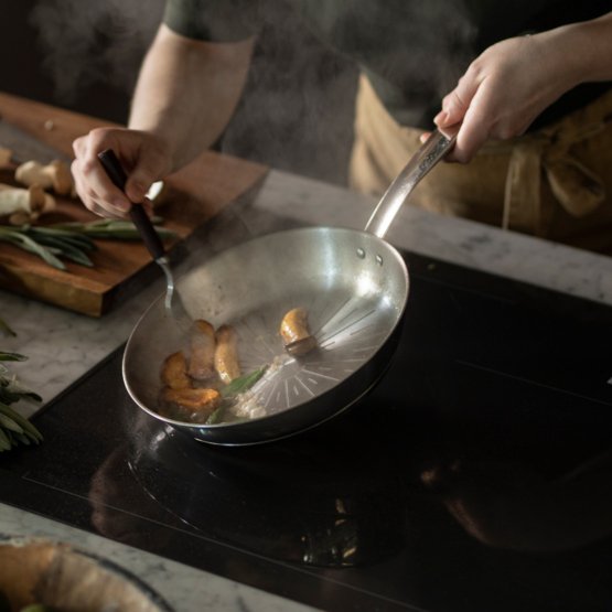 product image - 2 - nav