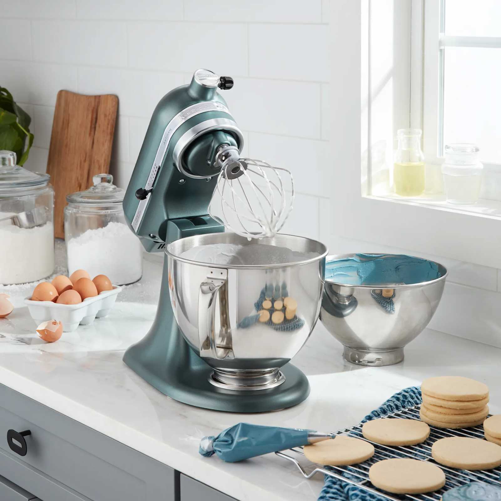 product image - 2 - nav