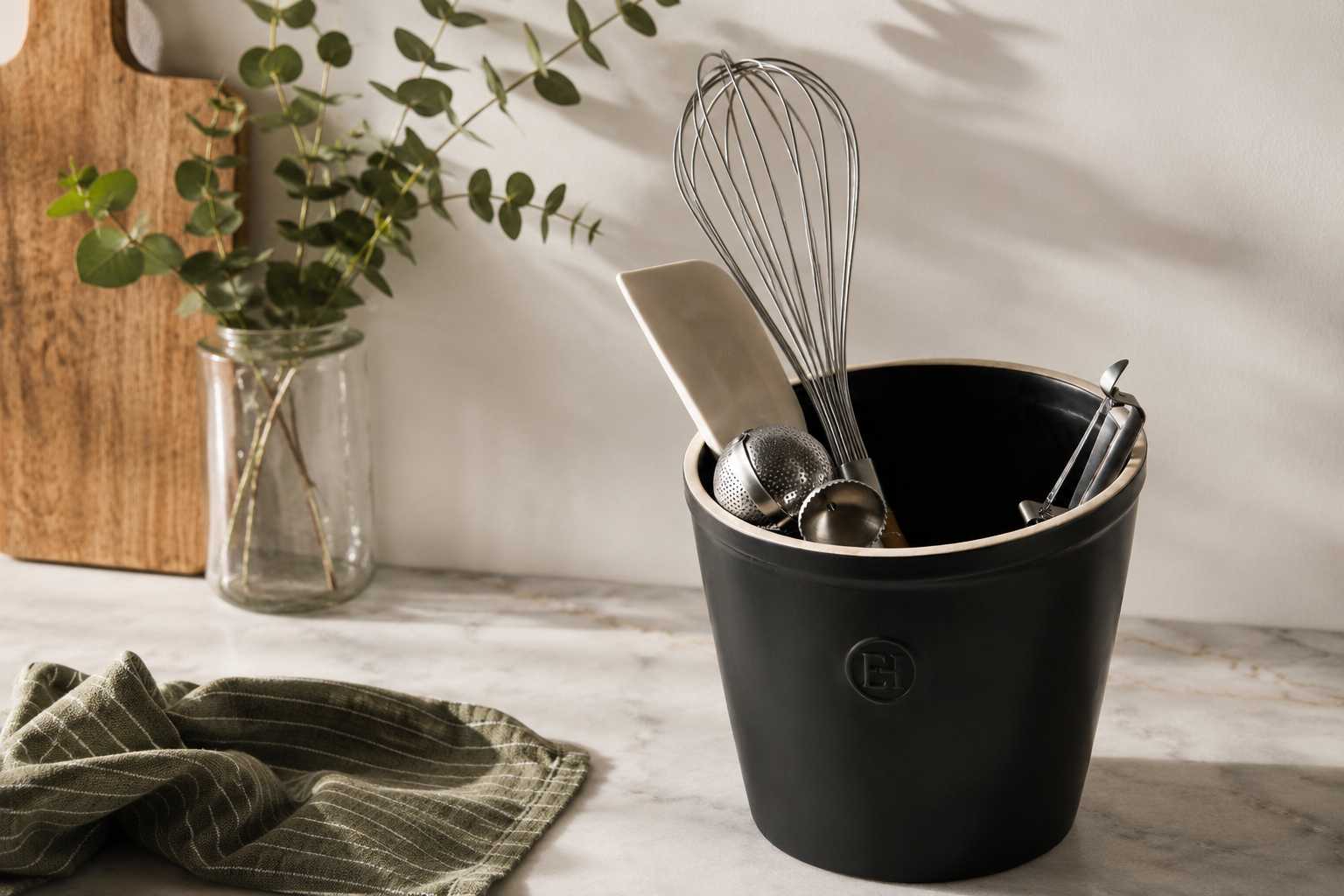 Підставка для кухонного приладдя Emile Henry Kitchen Tools, чорний