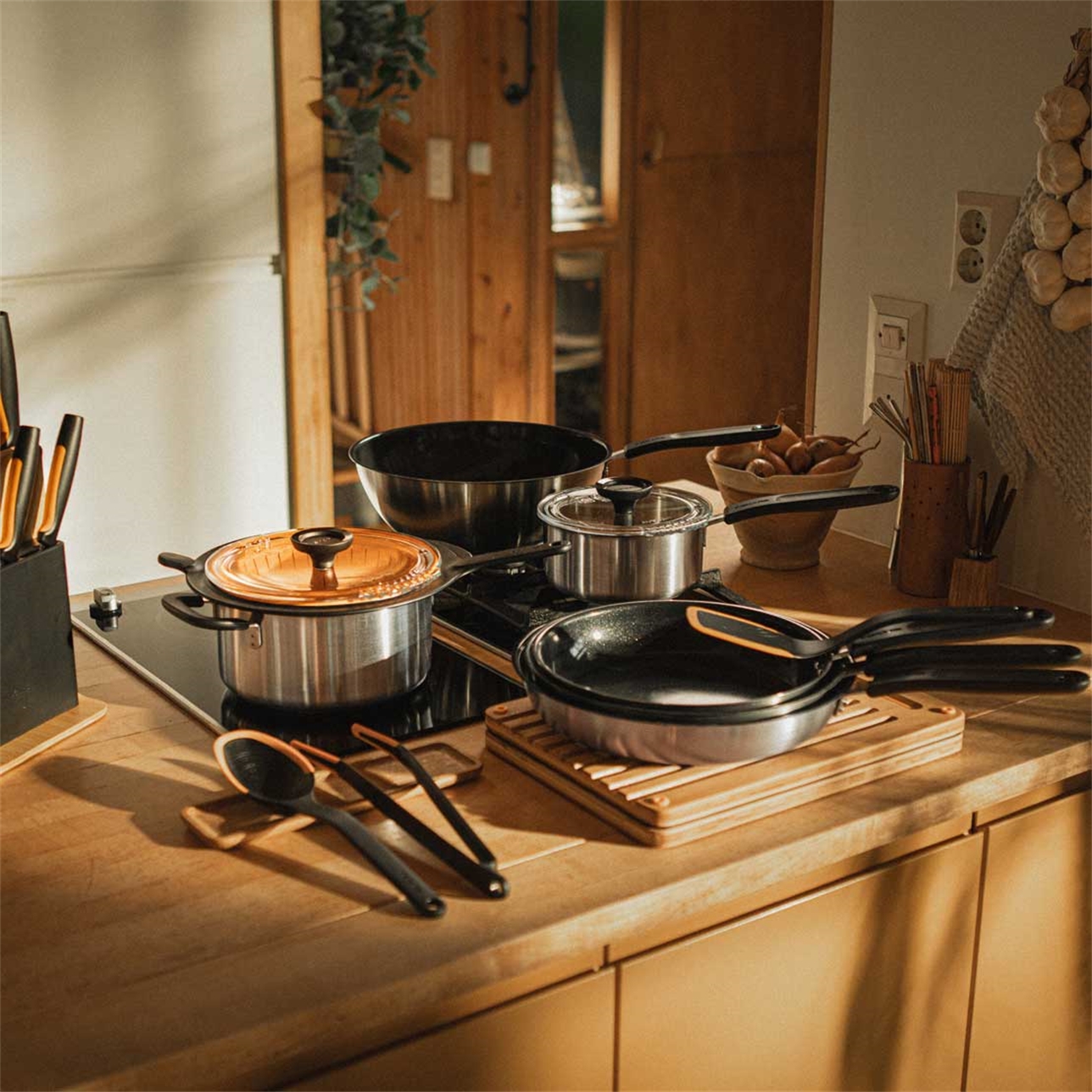 product image - 10 - nav