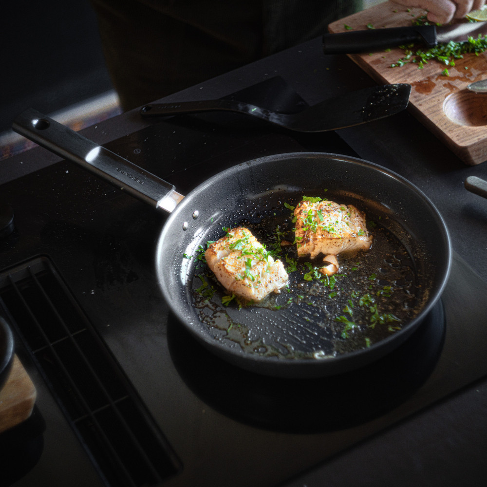 product image - 4 - nav